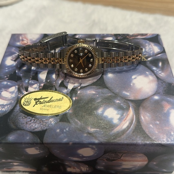 Women’s ROLEX WATCH - Picture 10 of 15